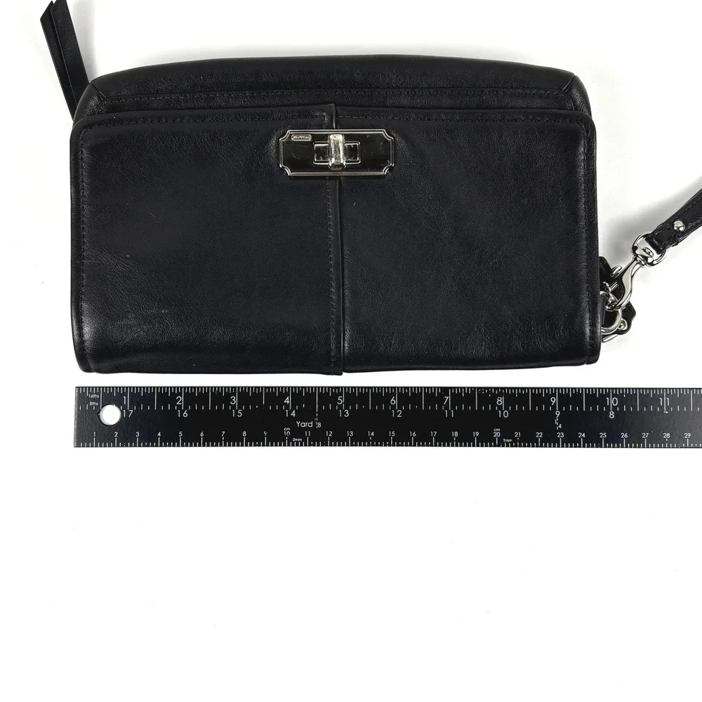 Coach Leather Wristlet Clutch Womens‎ Black Turnlock Silver Hardware Vintage